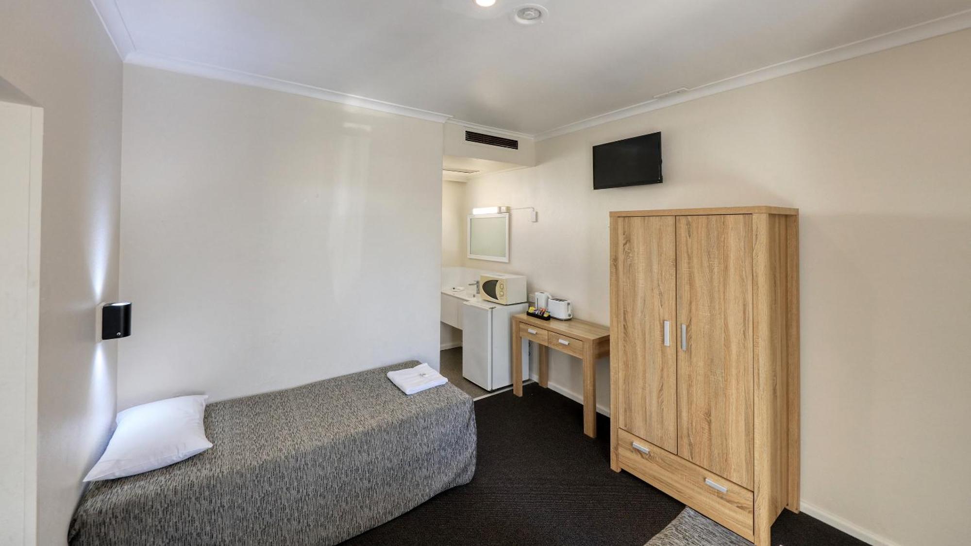 Coachman Hotel Motel Parkes Ngoại thất bức ảnh