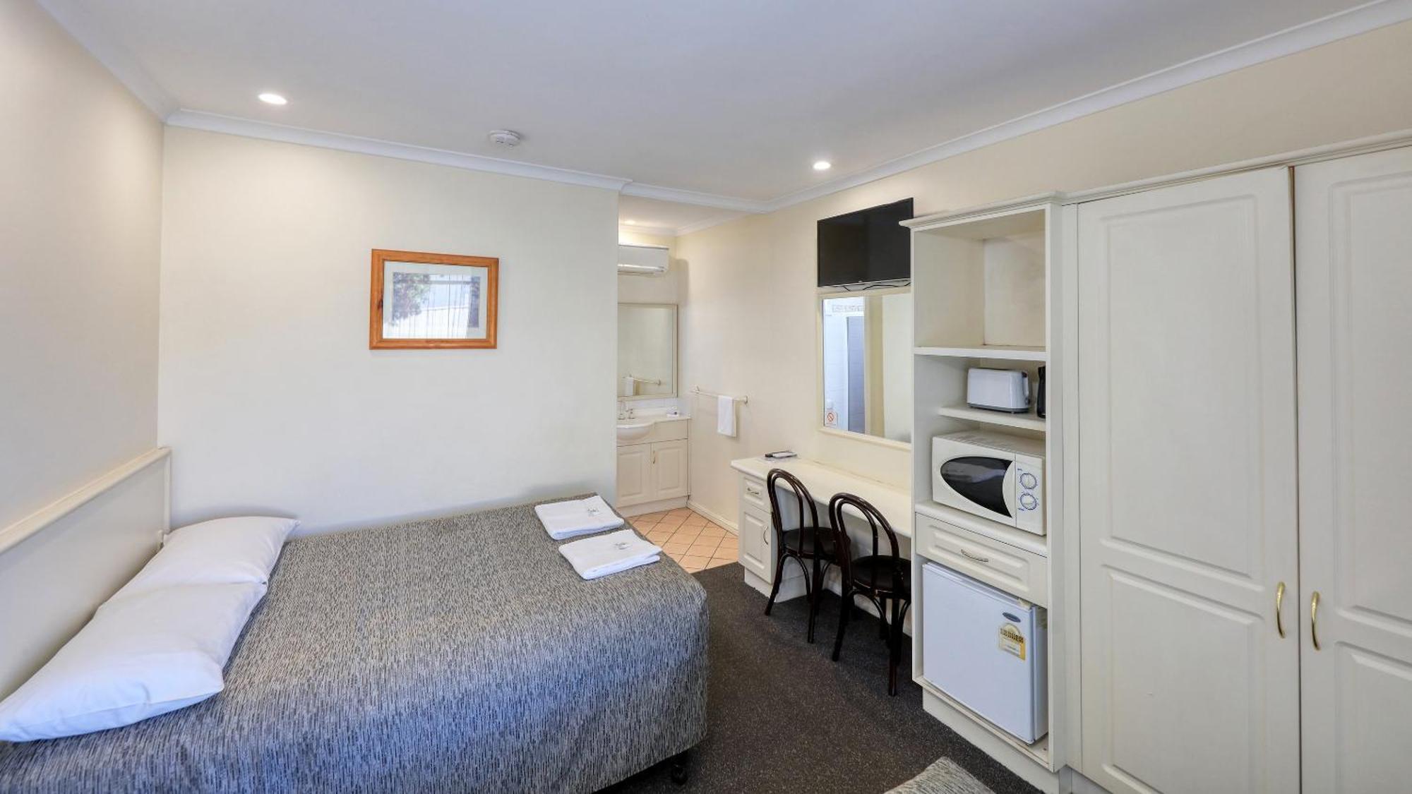 Coachman Hotel Motel Parkes Ngoại thất bức ảnh